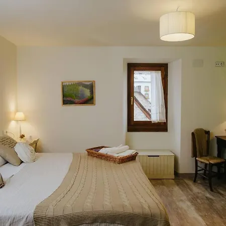 カントリーハウス Valle De Tena